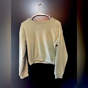 Crop light sweater